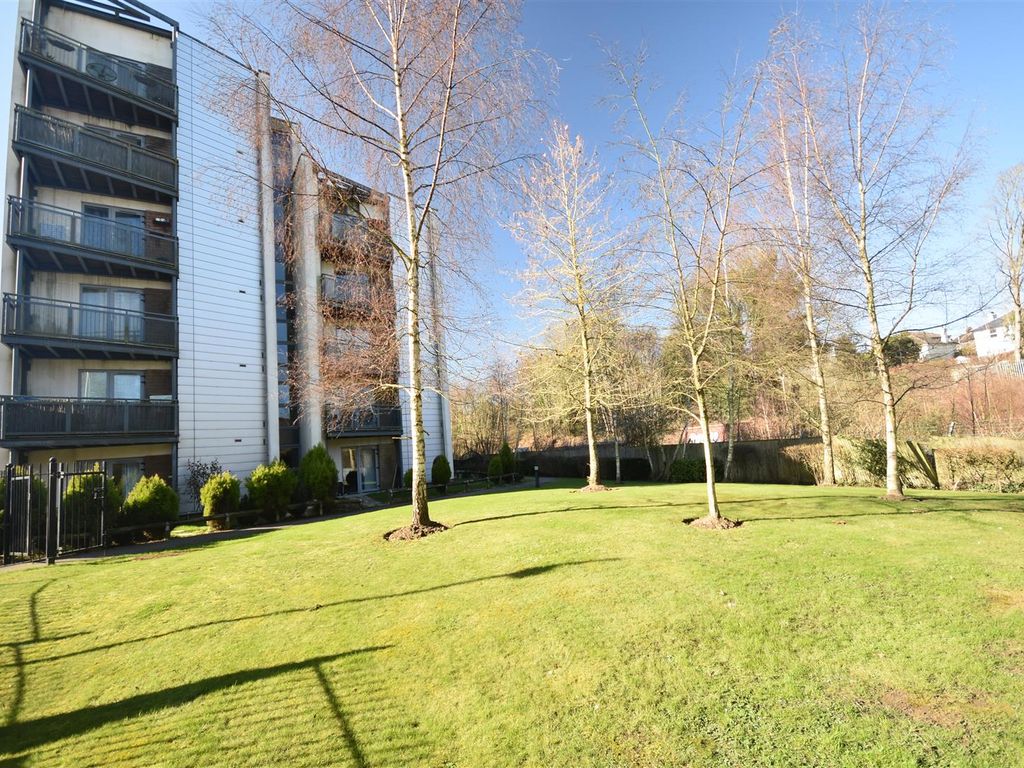 2 bed flat to rent in Medway Road, Tunbridge Wells TN1, £1,195 pcm Zoopla