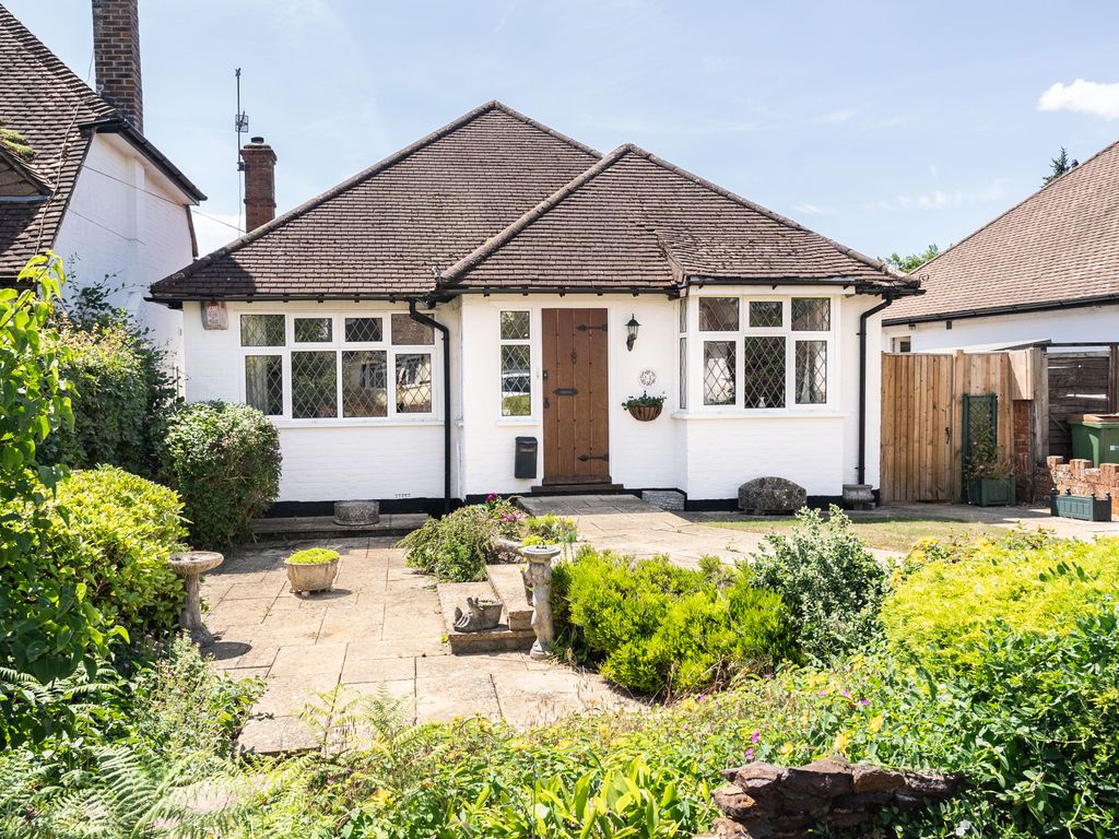 3 bed detached bungalow for sale in Hillside Gardens, Brockham, Betchworth RH3 Zoopla