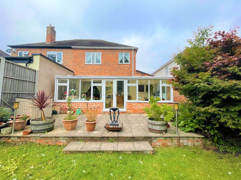 3 bed property to rent in Manor Road, Streetly, Sutton Coldfield B74