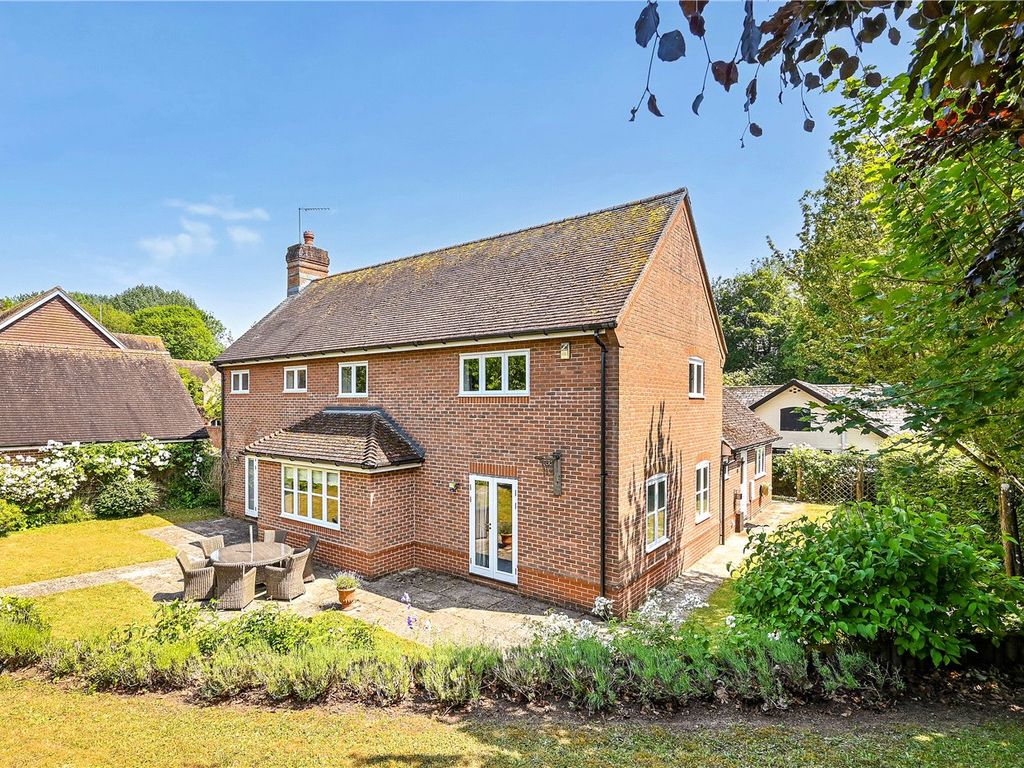 4 bed detached house for sale in Lippen Lane, Warnford, Hampshire SO32