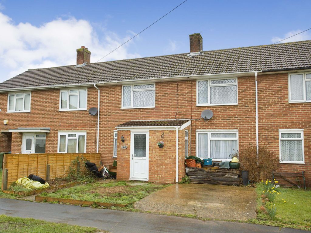 3 bed terraced house for sale in Kingsclere Avenue, Southampton