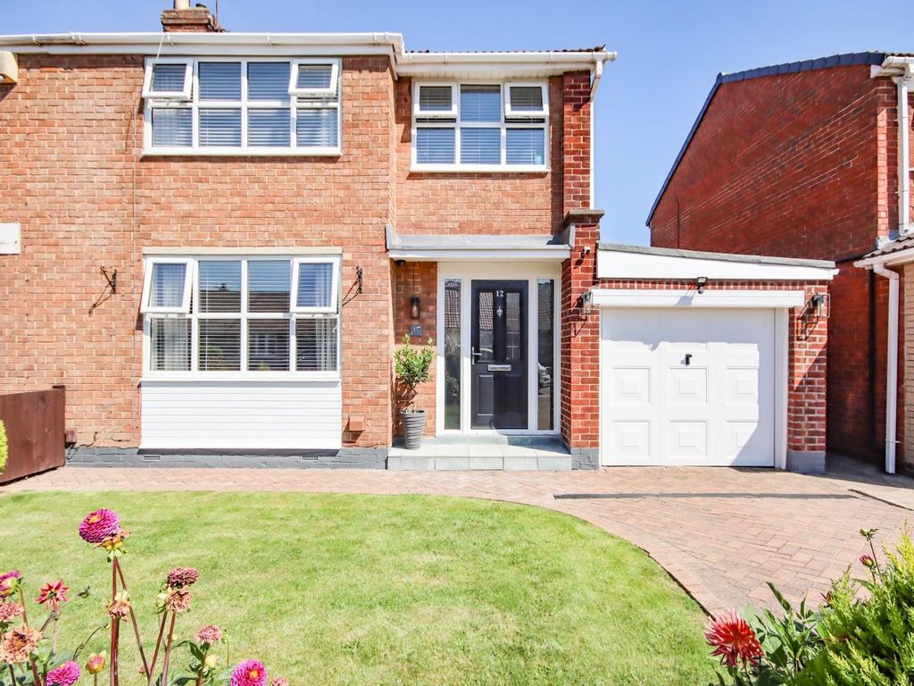 3 bed semidetached house for sale in Mainsforth Drive, Low Grange