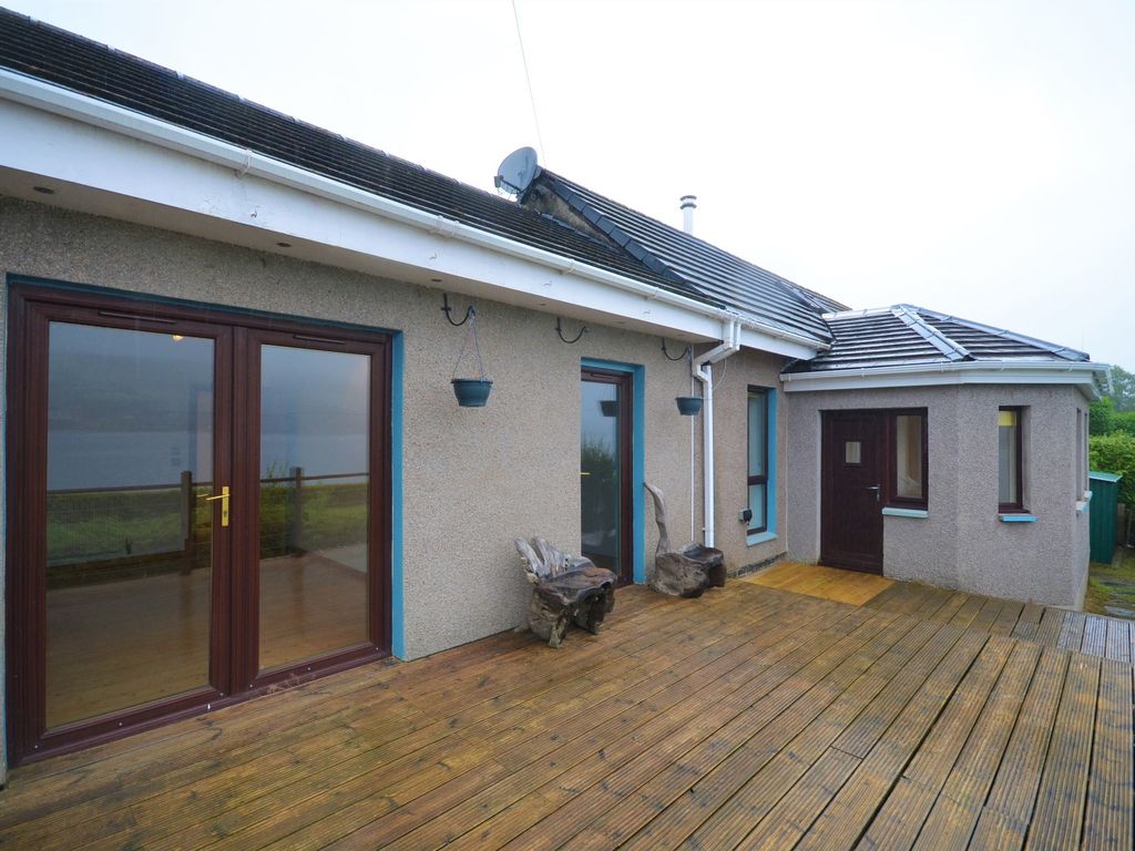 3 bed detached bungalow to rent in Pier Road, Clynder, Argyll And Bute