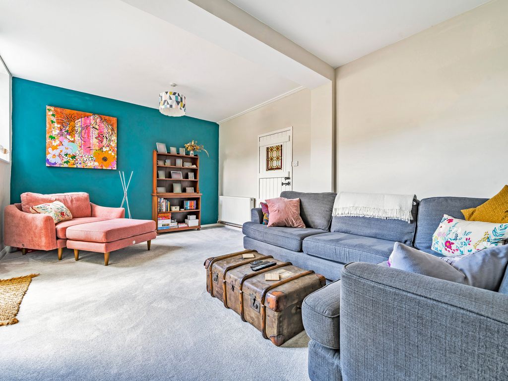 3 bed semidetached house for sale in Blenheim Road, Reading, Berkshire