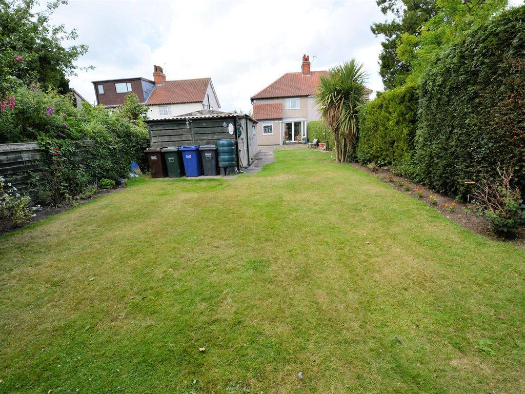 3 bed semidetached house for sale in Hull Road, Osgodby, Selby YO8, £