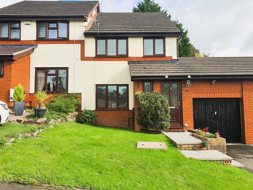 3 bed semidetached house for sale in Ffynon Y Maen, Pyle, Bridgend