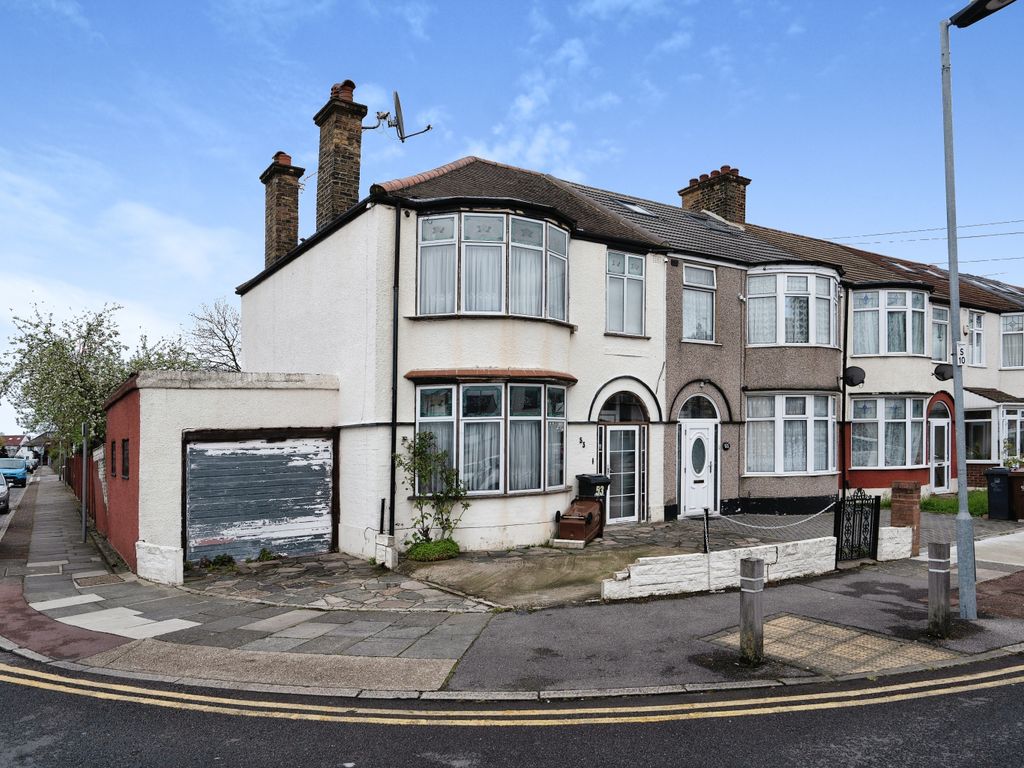 3 bed end terrace house for sale in Shirley Gardens, Barking IG11 Zoopla