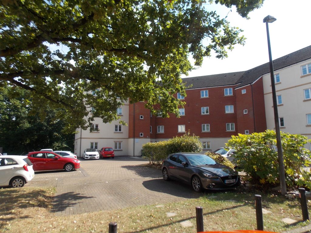1 bed flat to rent in Arnold Road, Mangotsfield BS16 Zoopla