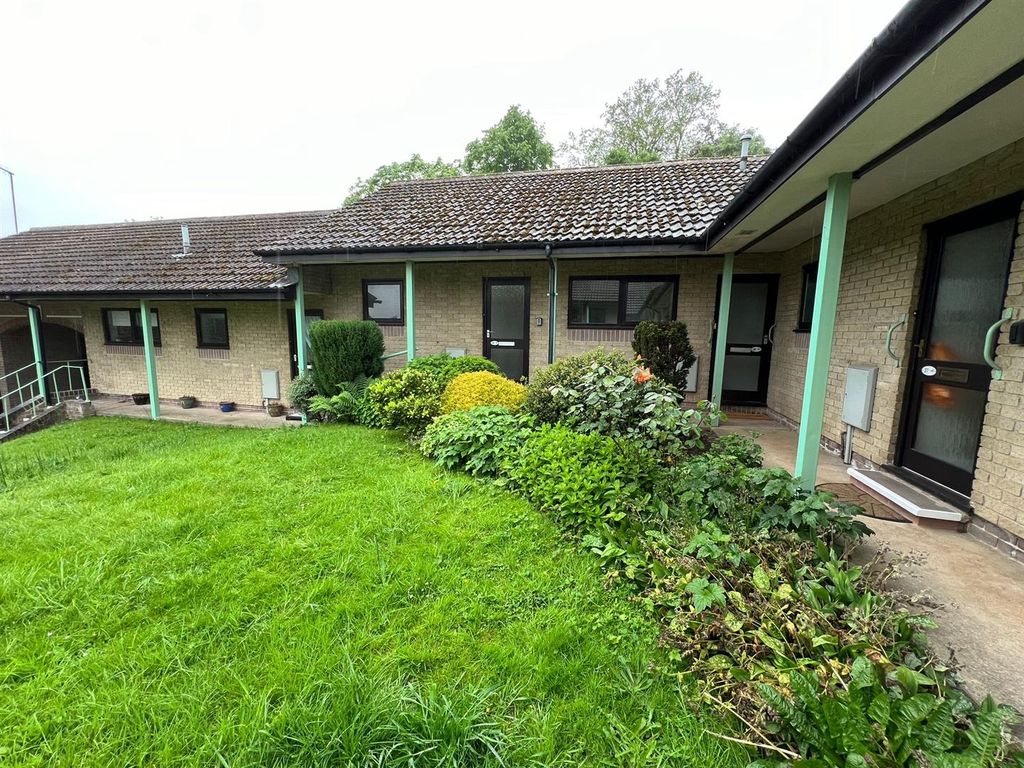 1 bed property to rent in High Street, Old Whittington, Chesterfield S41, £700 pcm Zoopla