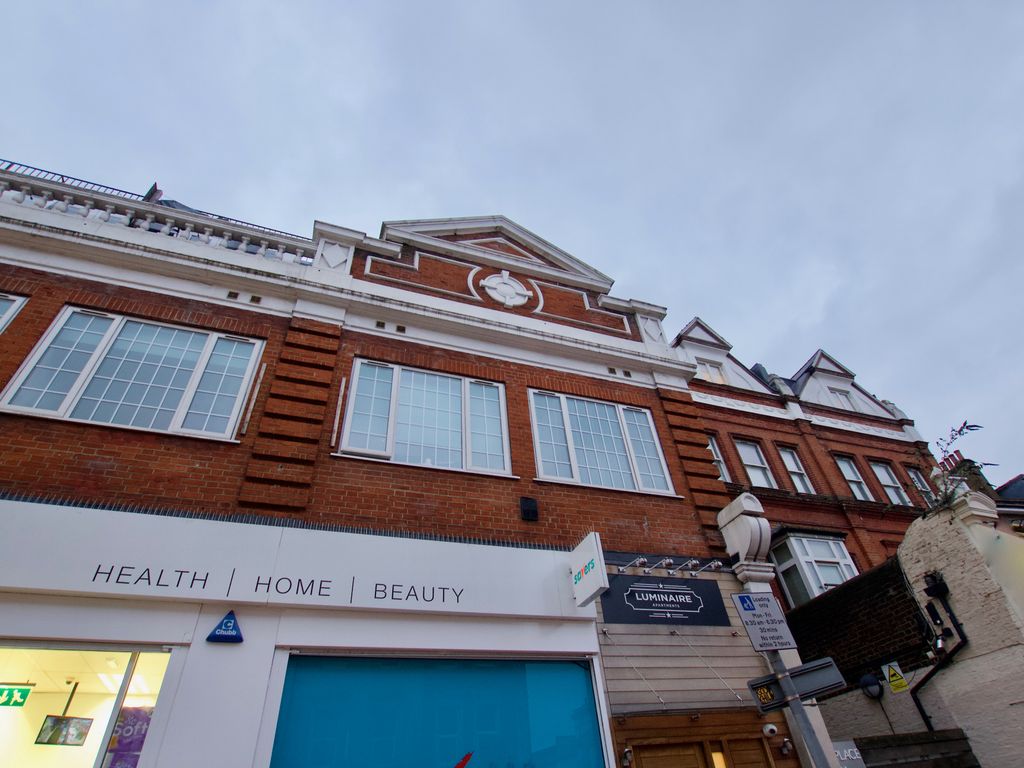 Studio to rent in Luminaire Apartments, 313 Kilburn High Road, London