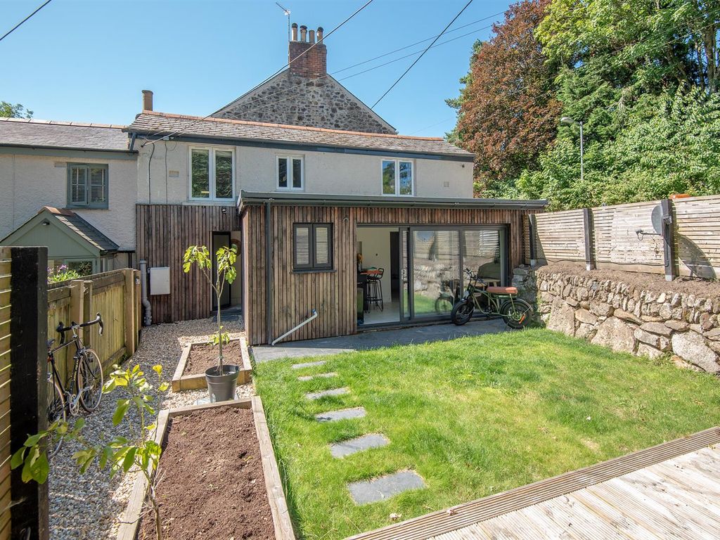 2 bed end terrace house for sale in Chapel Terrace, Budock Water