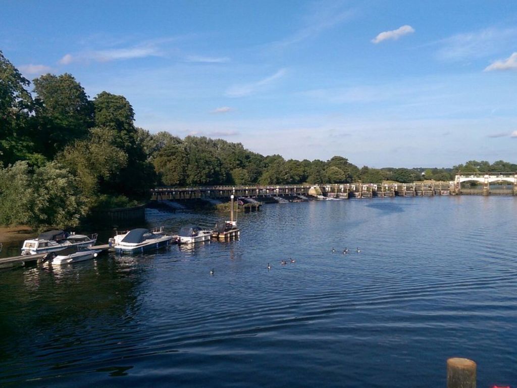 2 bed flat for sale in Twickenham Road, Teddington TW11 Zoopla