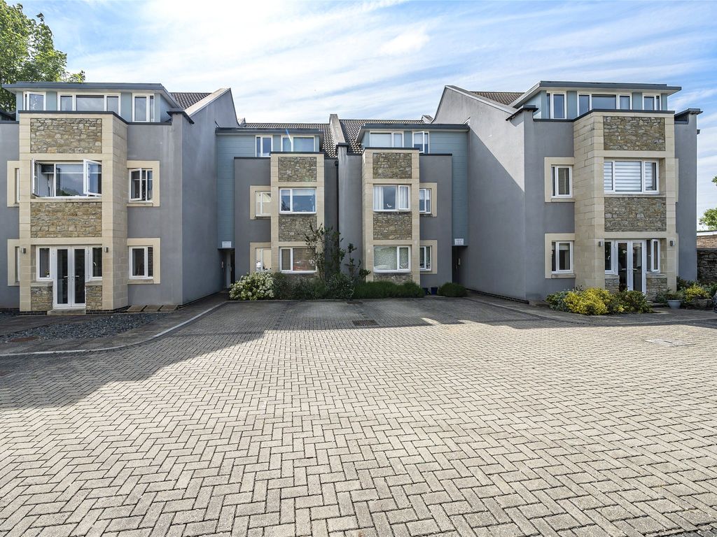 2 bed flat for sale in Temple Street, Keynsham, Bristol, Somerset BS31