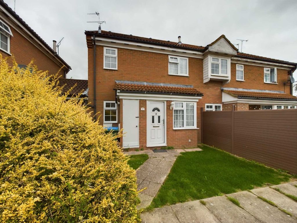 1 bed terraced house for sale in Primrose Court, The Willows, Aylesbury