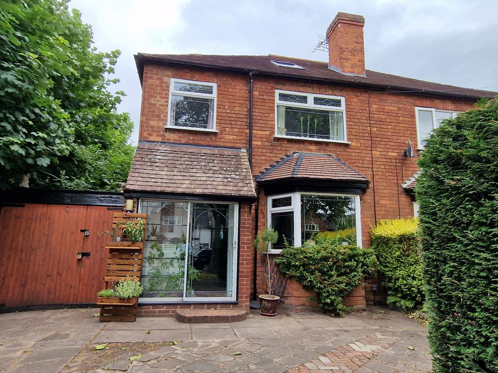 4 bed semidetached house for sale in Goosemoor Lane, Erdington B23