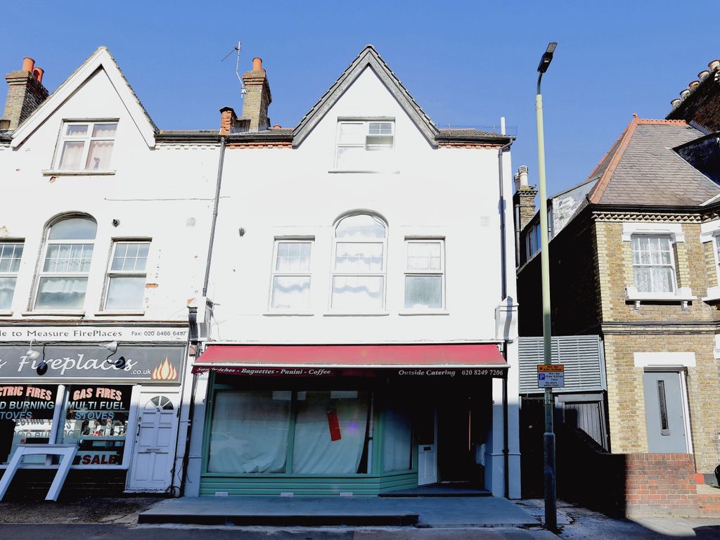 2 bed flat for sale in Homesdale Road, Bromley BR2, £250,000 Zoopla