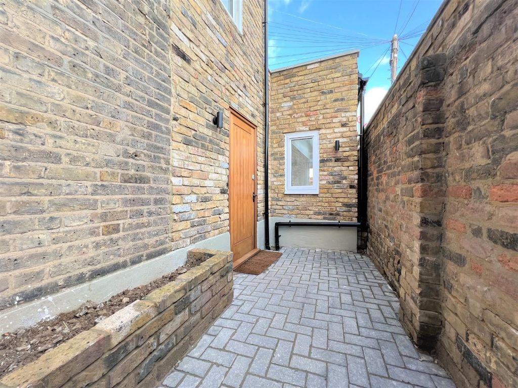 1 bed flat to rent in 224, High Road Leyton, London E10 Zoopla
