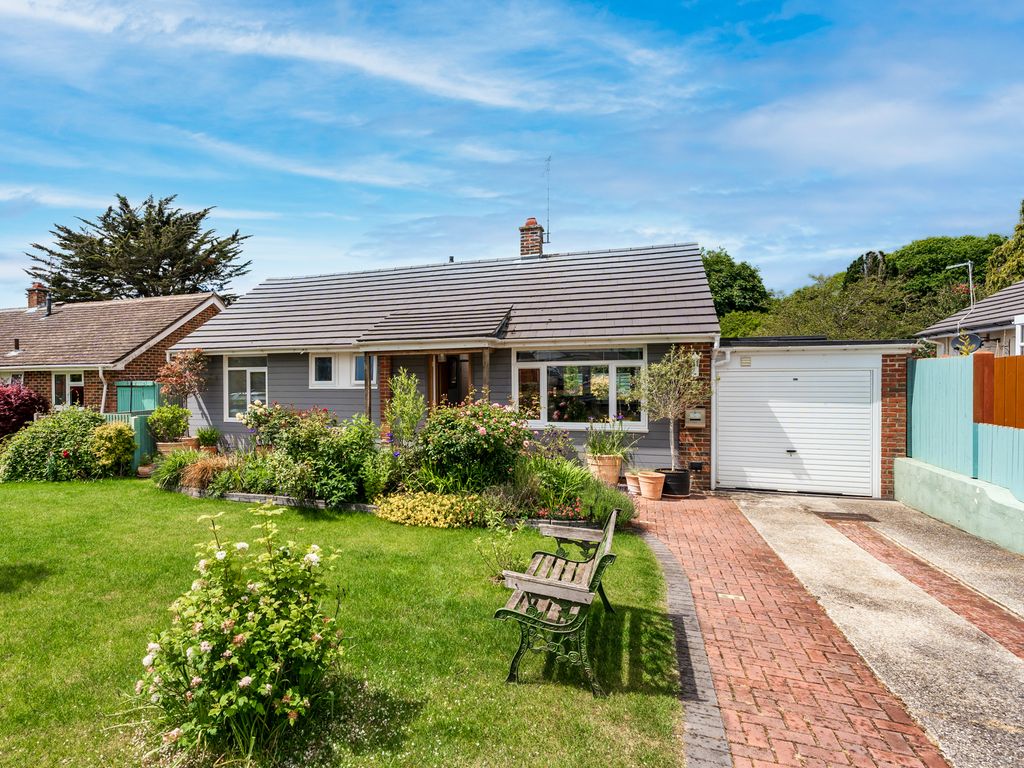 3 bed bungalow for sale in Longmead, Walberton, Arundel BN18 Zoopla