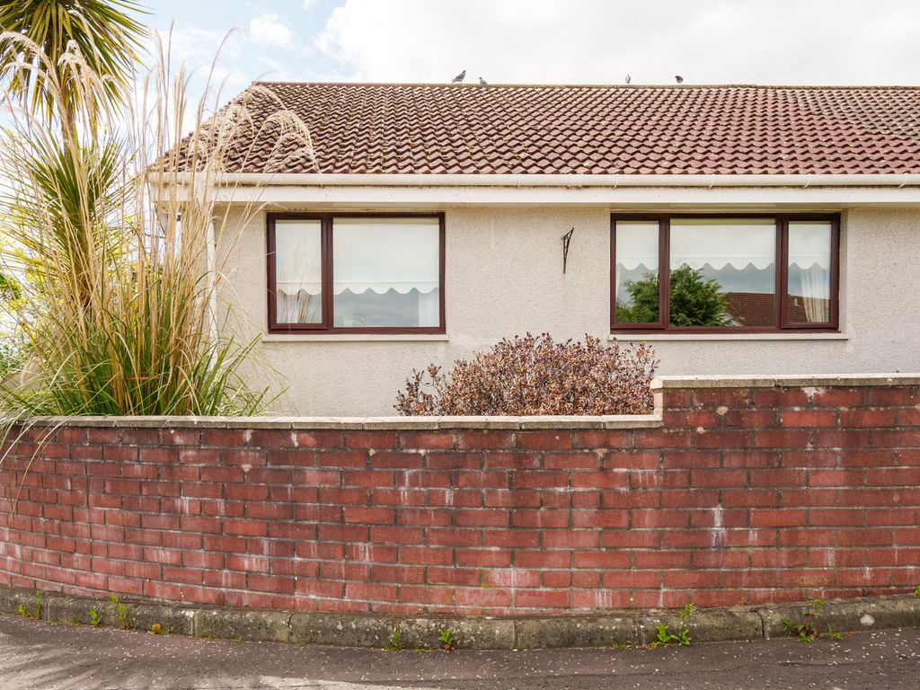 3 bed bungalow for sale in Coldstream Avenue, Leven, Fife KY8 Zoopla