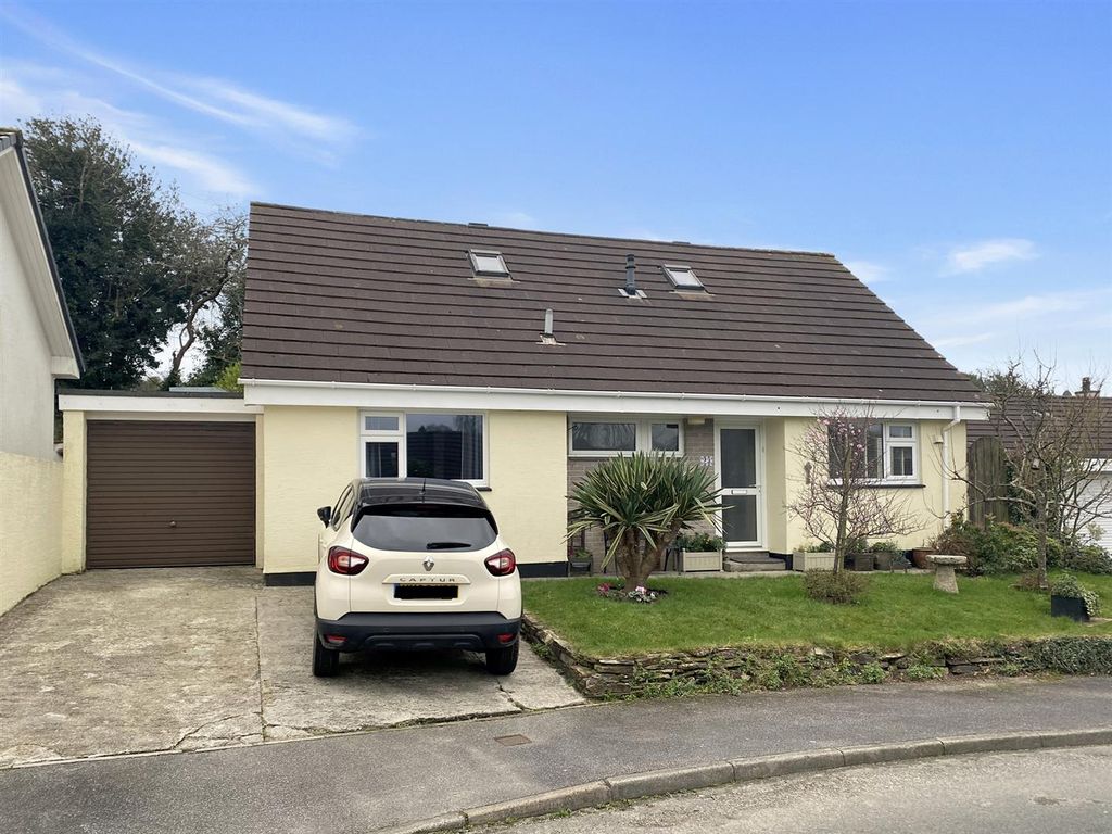 4 bed detached house for sale in Springfield Way, Threemilestone, Truro TR3, £410,000 Zoopla