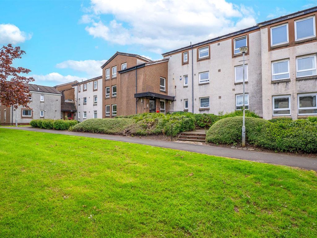 1 bed flat for sale in May Gardens, Hamilton ML3, £60,000 Zoopla