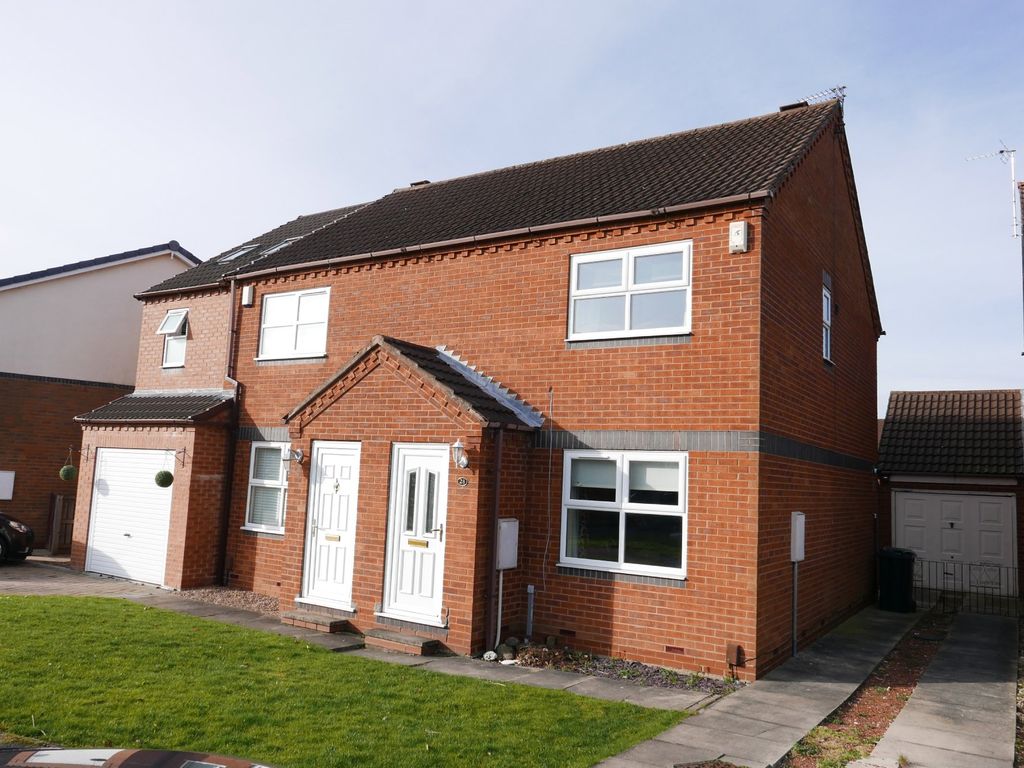 3 bed semidetached house to rent in Bransholme Drive, Clifton Moor