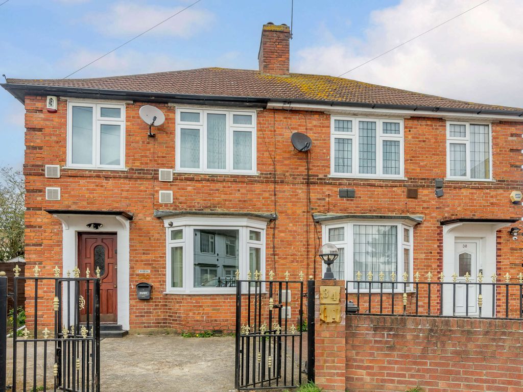 Colwyn Crescent, Hounslow TW3  
