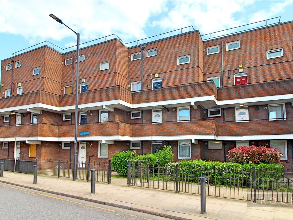1 bed flat for sale in Tanners End Lane, Edmonton N18 Zoopla
