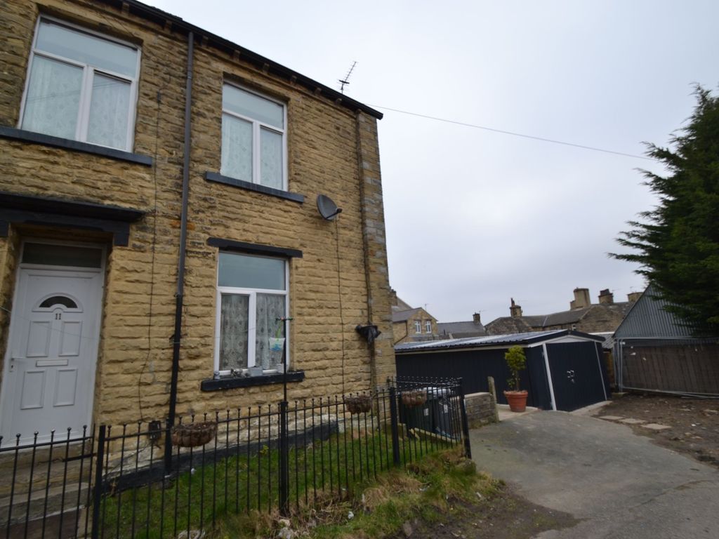 2 bed terraced house for sale in Peterborough Road, Bradford BD2 Zoopla