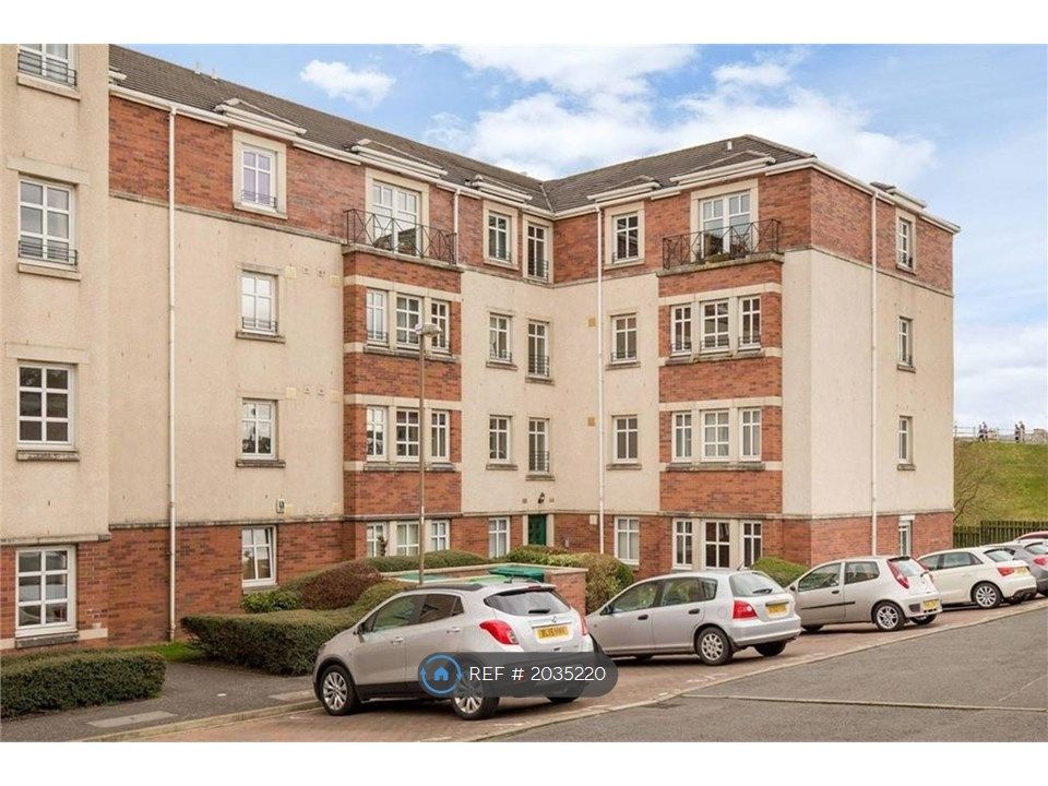 2 bed flat to rent in Carrick Knowe Avenue, Edinburgh EH12, £1,250 pcm