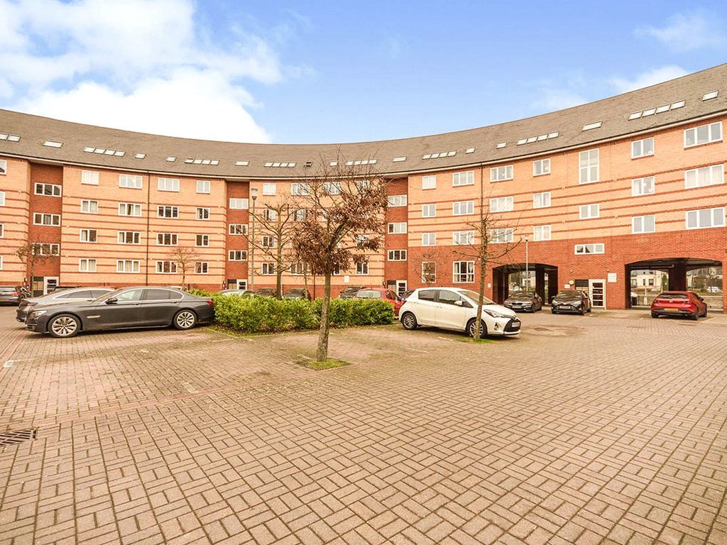 2 bed flat for sale in St. Peters Street, Maidstone, Kent ME16, £