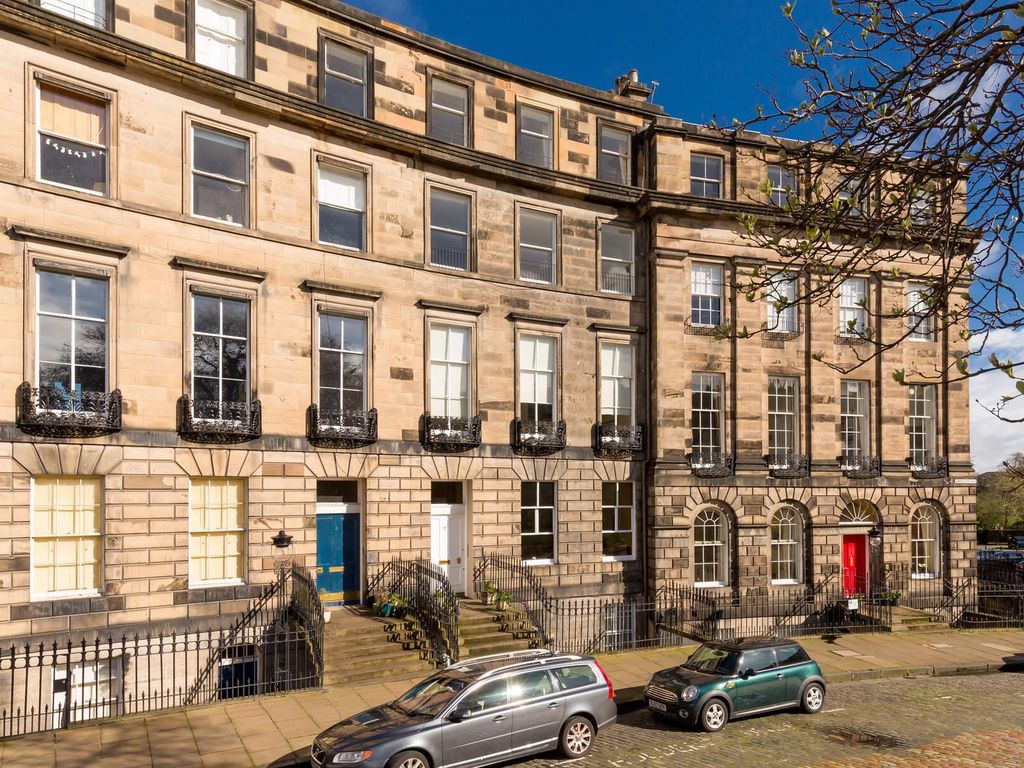 2 bed flat for sale in Ainslie Place, Edinburgh EH3, £550,000 Zoopla