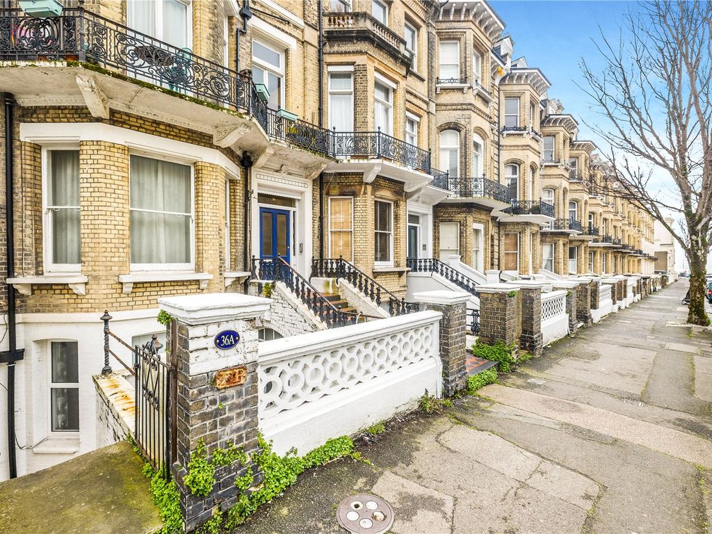 2 bed flat for sale in First Avenue, Hove, East Sussex BN3 Zoopla