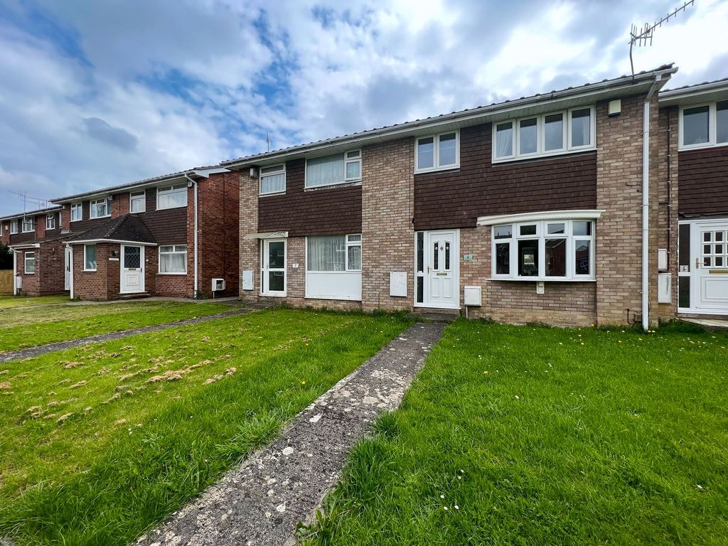 3 bed terraced house for sale in King Edward Close, Bristol BS14 Zoopla