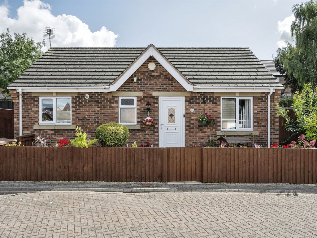 2 bed detached bungalow for sale in Thornwood Court, Thurnscoe