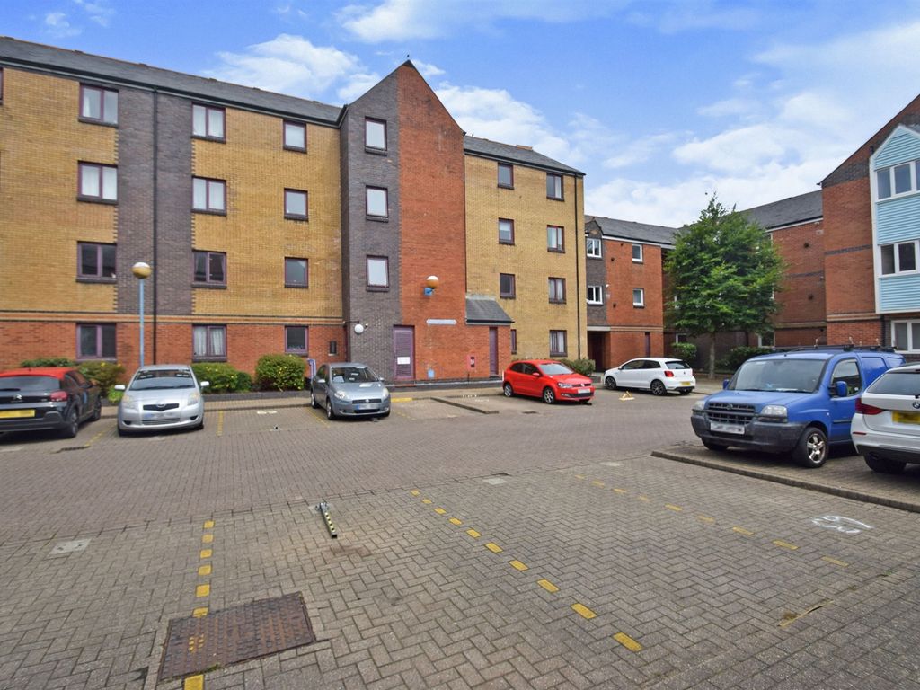 1 bed flat for sale in Quay, Maritime Quarter, Swansea SA1