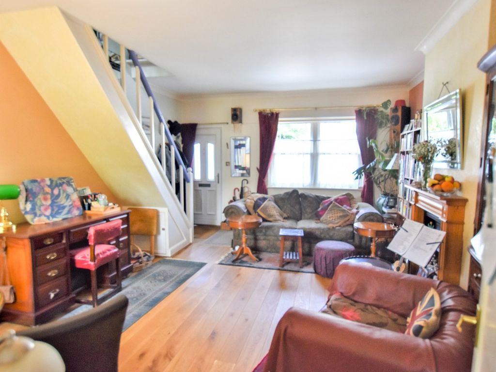 1 bed terraced house for sale in Salisbury Road, Woodside, Croydon SE25, £325,000 Zoopla