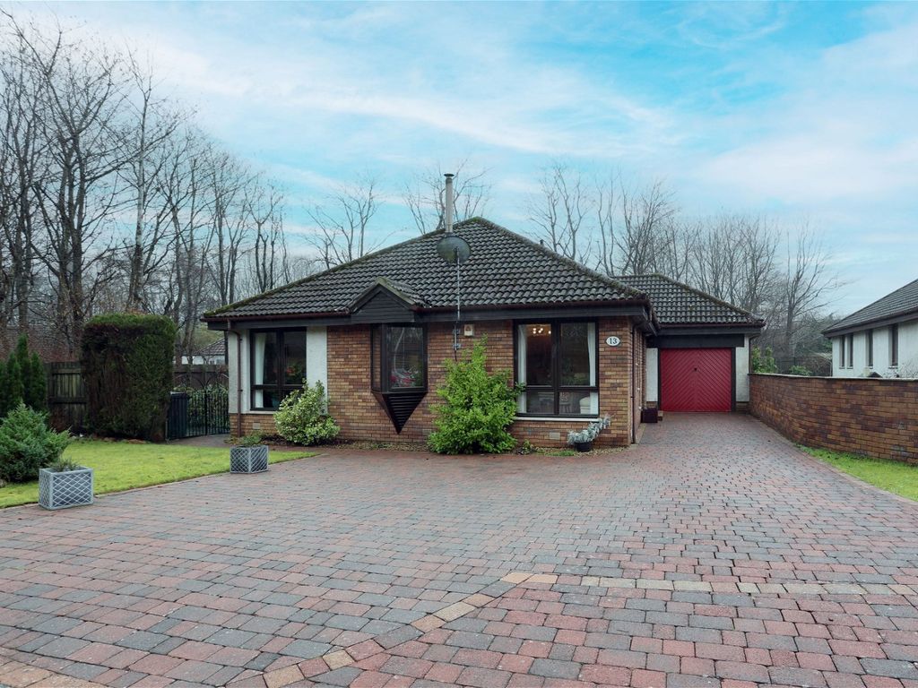 3 bed bungalow for sale in Laurieston Park, Glenrothes KY7, £245,000