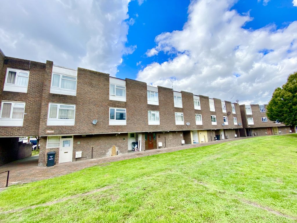 3 bed terraced house for sale in Long Field, Colindale NW9 Zoopla