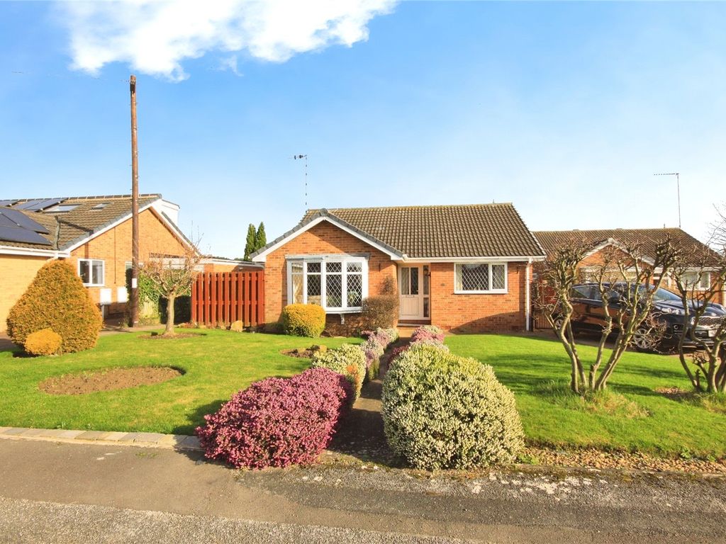 3 bed bungalow for sale in Bramley Grange View, Bramley, Rotherham