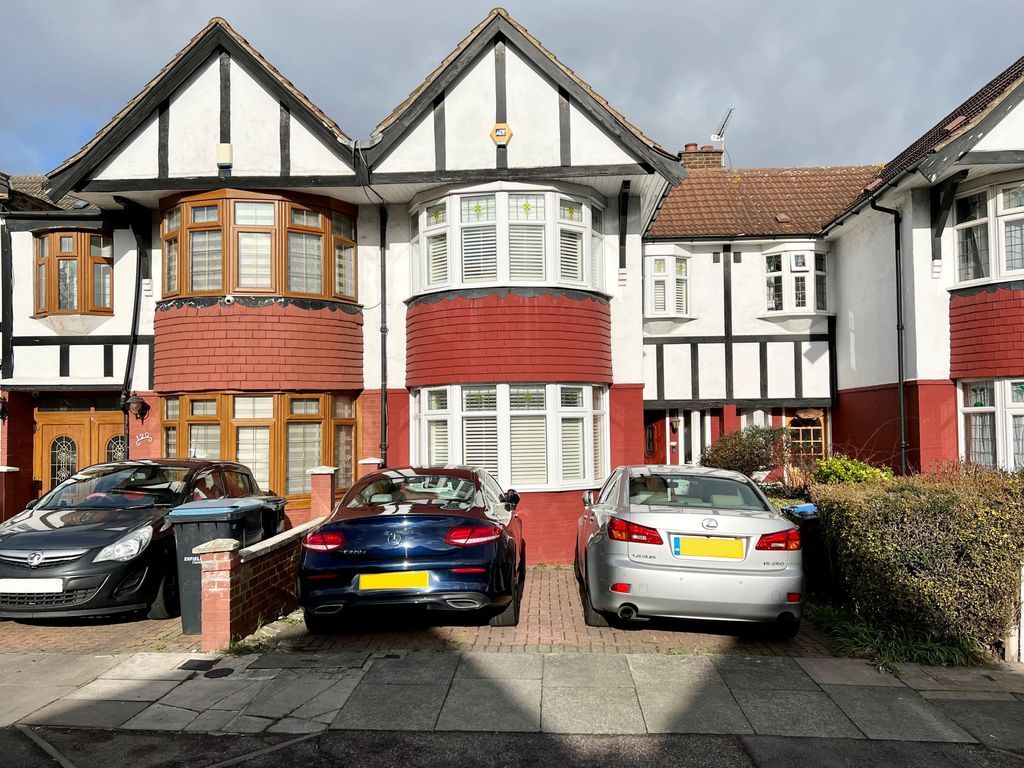 3 bed terraced house for sale in Pasteur Gardens, London N18 Zoopla