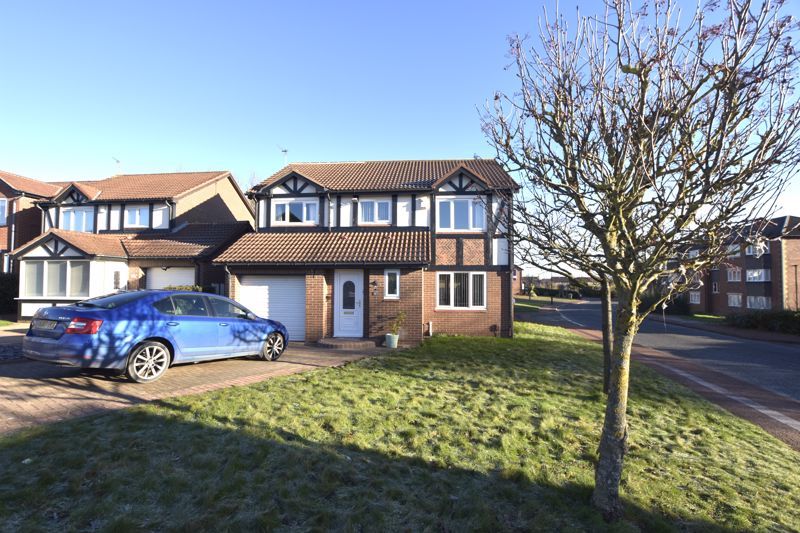 4 bed detached house for sale in Candelford Close, High Heaton