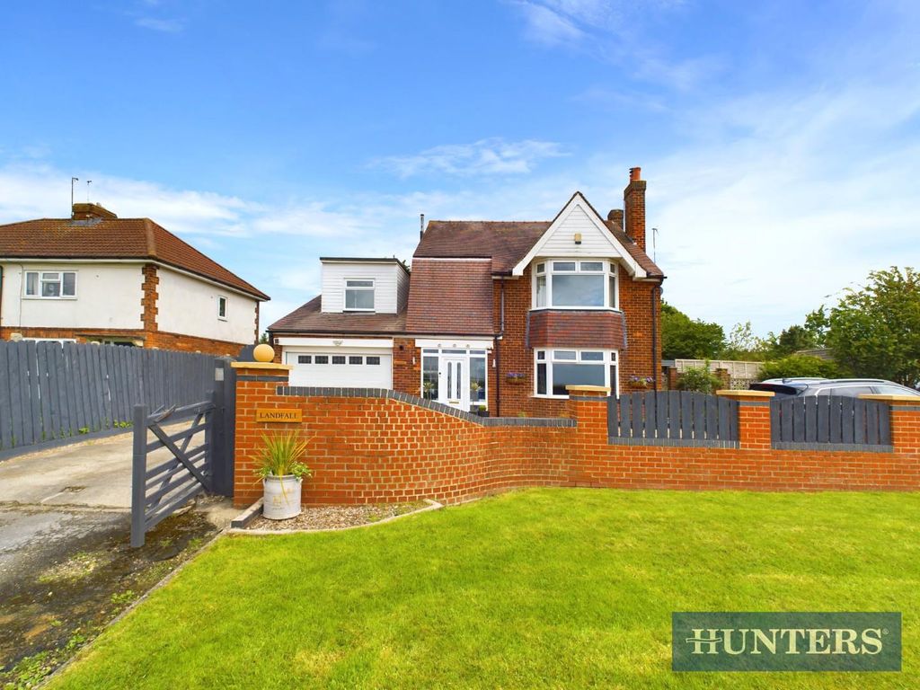 4 bed detached house for sale in Arnold Lane West, Arnold, Hull HU11, £