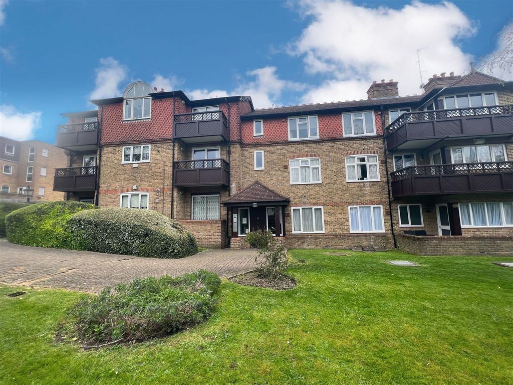 2 bed flat to rent in Marsh Lane, Stanmore HA7 Zoopla