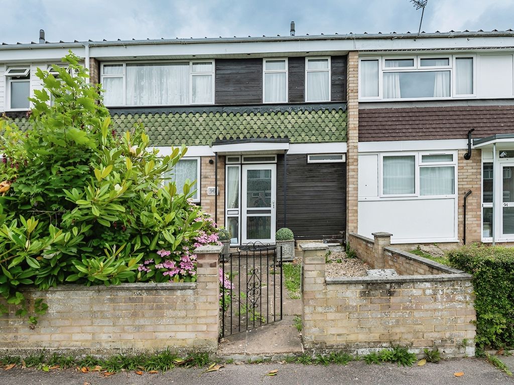 2 bed terraced house for sale in Crawley Drive, Hemel Hempstead HP2, £350,000 Zoopla