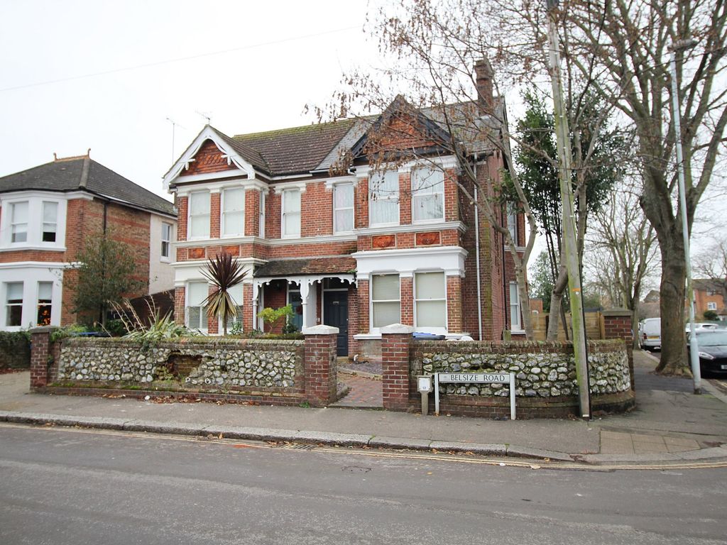 1 bed flat for sale in Belsize Road, Worthing BN11, £150,000 Zoopla