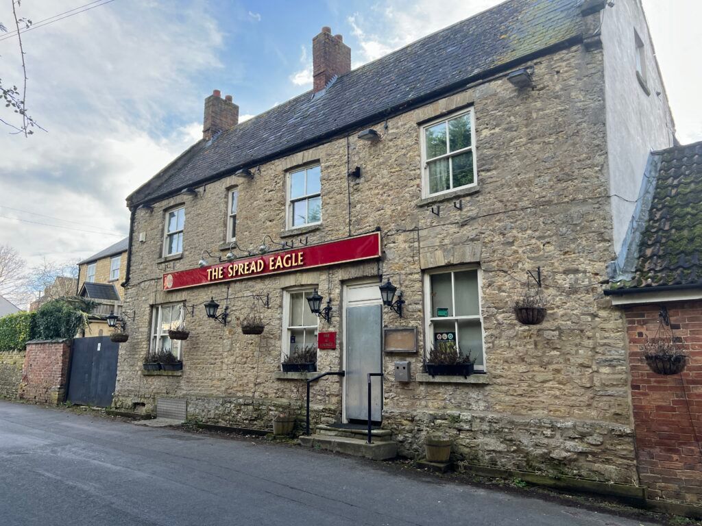 Pub/bar for sale in 36 Forest Street, Piddington, Northamptonshire NN7