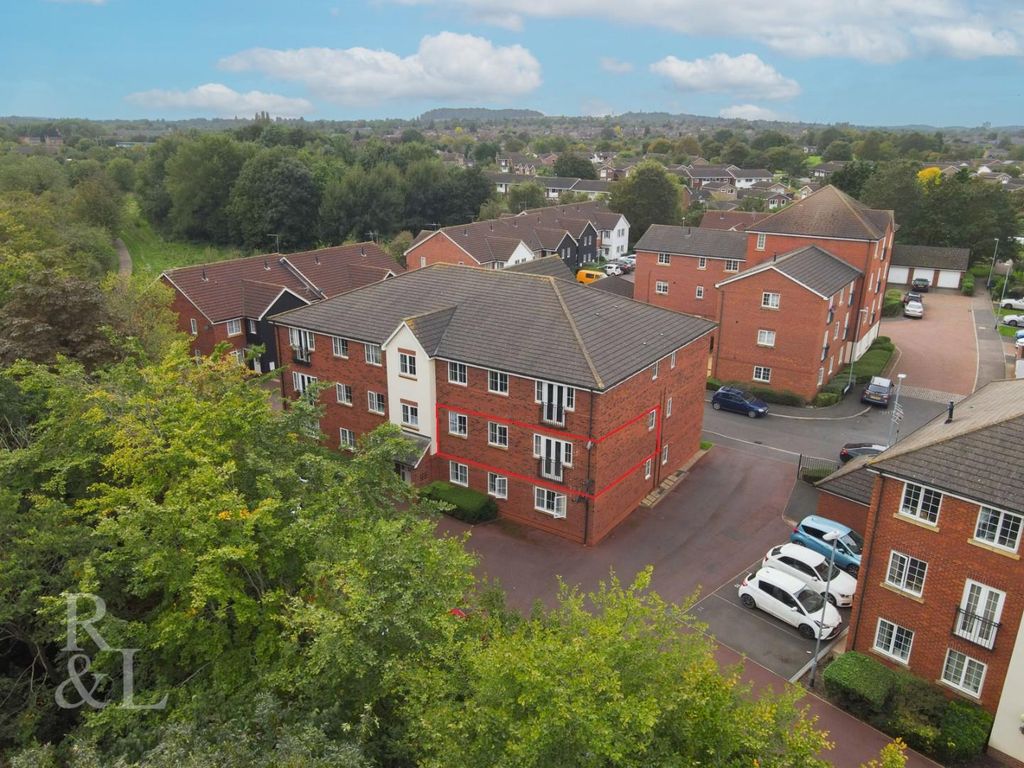 2 bed flat for sale in Stavely Way, Gamston, Nottingham NG2, £155,000
