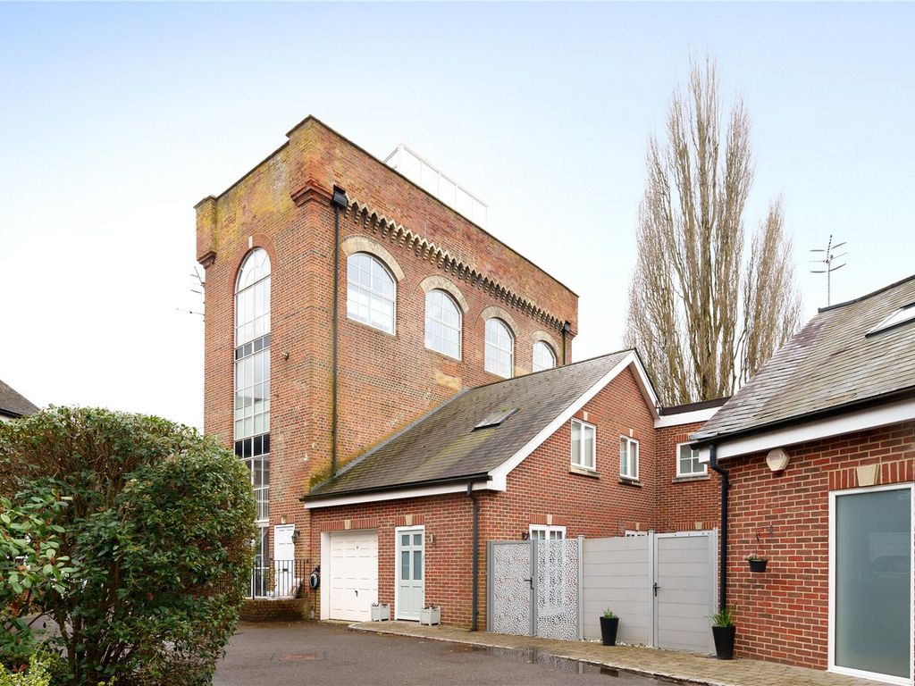 2 bed semidetached house for sale in Catteshall Road, Godalming