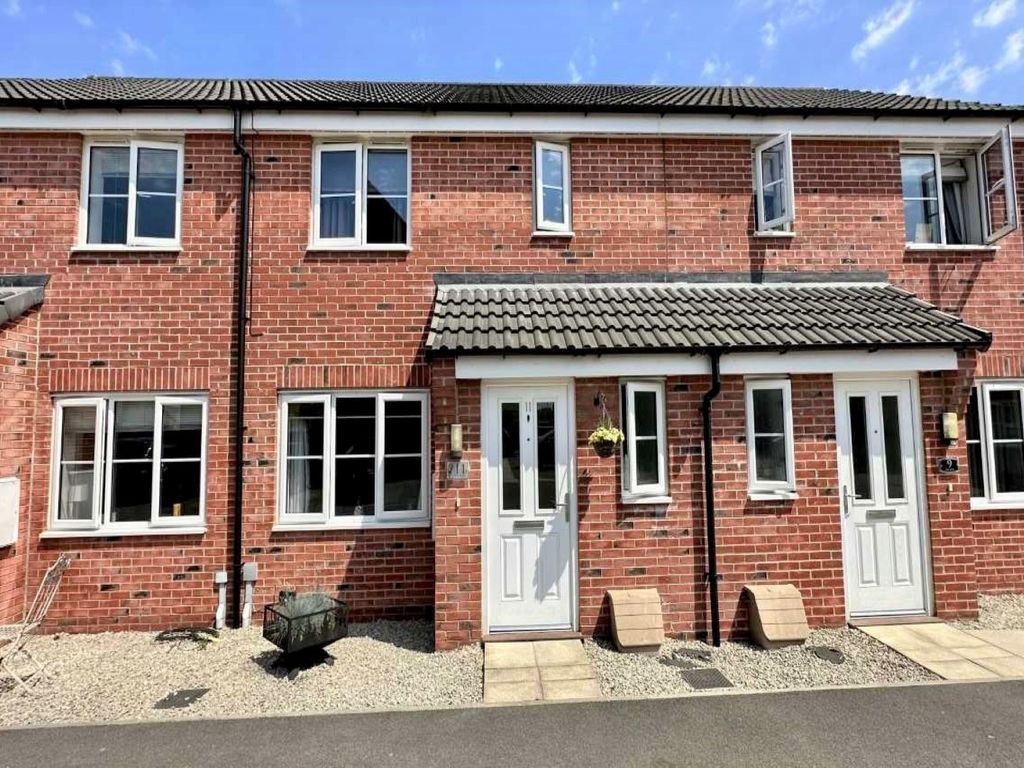 3 bed terraced house for sale in Far Moss, Selby, North Yorkshire YO8
